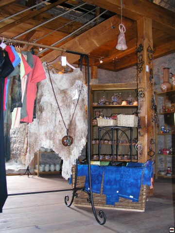 img00004.jpg